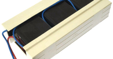 [BPA11F102BF]NTTファシリティーズ UPS 無停電電源装置 FU-10α2-006-F 他 バッテリーセル交換