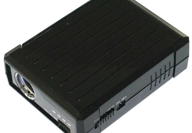 [F300]セイワ SEIWA 車内用品 ドライブレコーダーバックアップ電源 F300 バッテリーソケット バッテリーセル交換