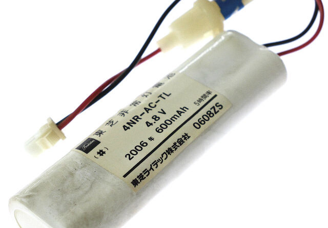 [4NR-AC-TL 4NR-AC-TLB 52710088]東芝ライテック 非常灯電池 産業用照明 誘導非常灯 住設警報機器 バッテリーセル交換