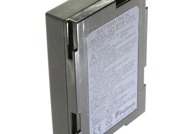 [BTR-07A]フジクラ 超小型 多心 光ファイバ 融着接続機 FSM-11R バッテリーセル交換