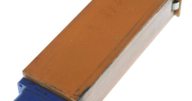 [4HR-AAC]ホイストクレーン リモコン 他 バッテリーセル交換