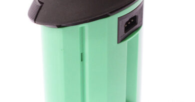 [Metz 76-56、7/HR-AAU]メッツ Metz MECABLITZ 76MZ-5 digital グリップストロボ バッテリーセル交換