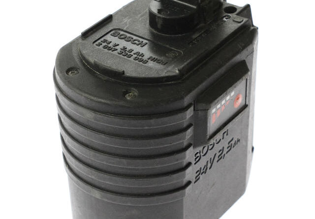 [2 607 335 098、2607335098]ボッシュ BOSCH 電動工具 バッテリーハンマードリル 他 バッテリーセル交換